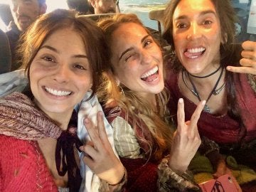  Andrea Duro, Mery Cabezuelo y Almudena Ripamonti ruedan 'La Catedral del Mar'