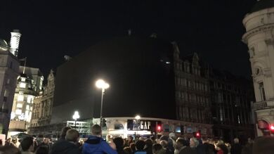 Un apagón en el Soho de Londres obliga a cerrar 2.300 establecimientos en pleno 'Black Friday'