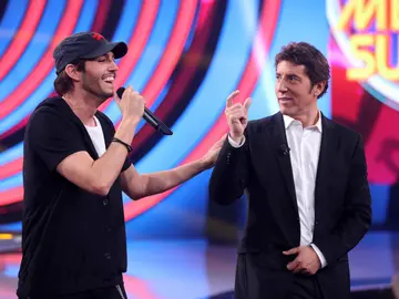 David Guapo consigue convencer al jurado con su actuación de Enrique Iglesias David Guapo consigue convencer al jurado con su actuación de Enrique Iglesias