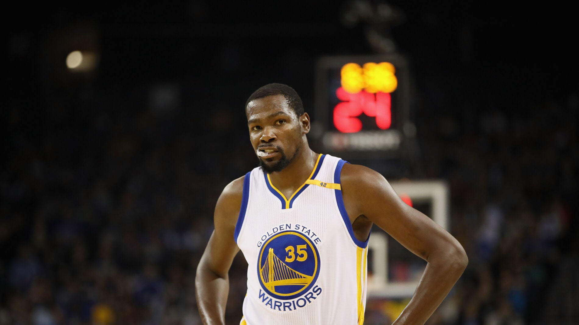 Kevin Durant, durante un partido con los Warriors