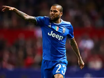Dani Alves en un partido con la Juventus Dani Alves en un partido con la Juventus