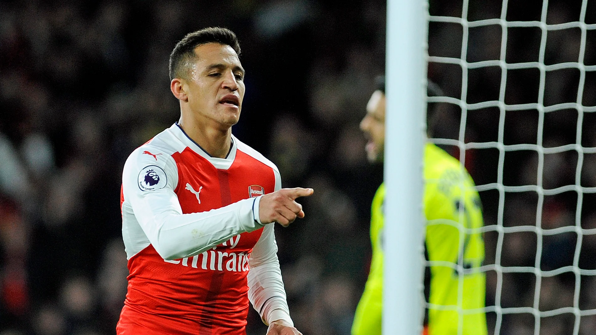 Alexis Sánchez celebrando uno de su goles Alexis Sánchez celebrando uno de su goles