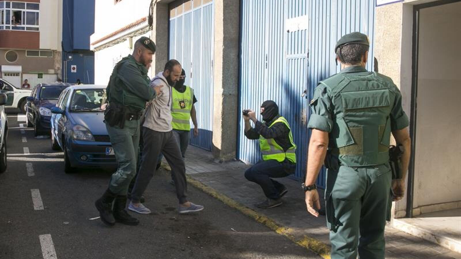 La Guardia Civil detiene en Irún a un presunto yihadista que iba a viajar a Siria