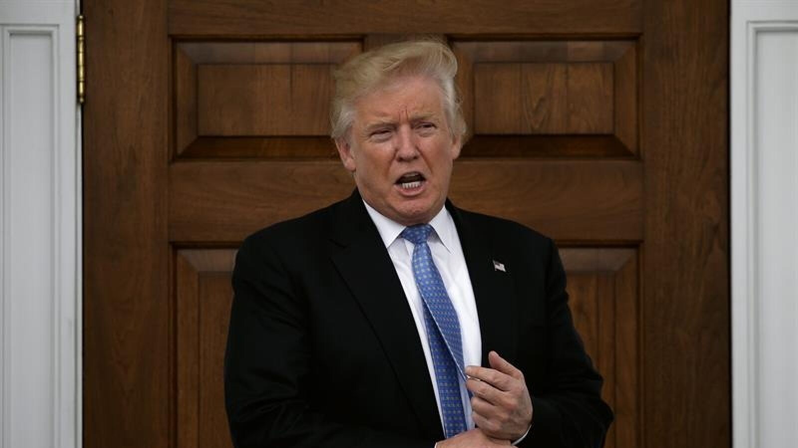 Trump elige a un conservador fiscal como director de su Oficina de Presupuestos