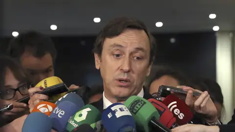 Rafael Hernando declara ante los medios Rafael Hernando declara ante los medios