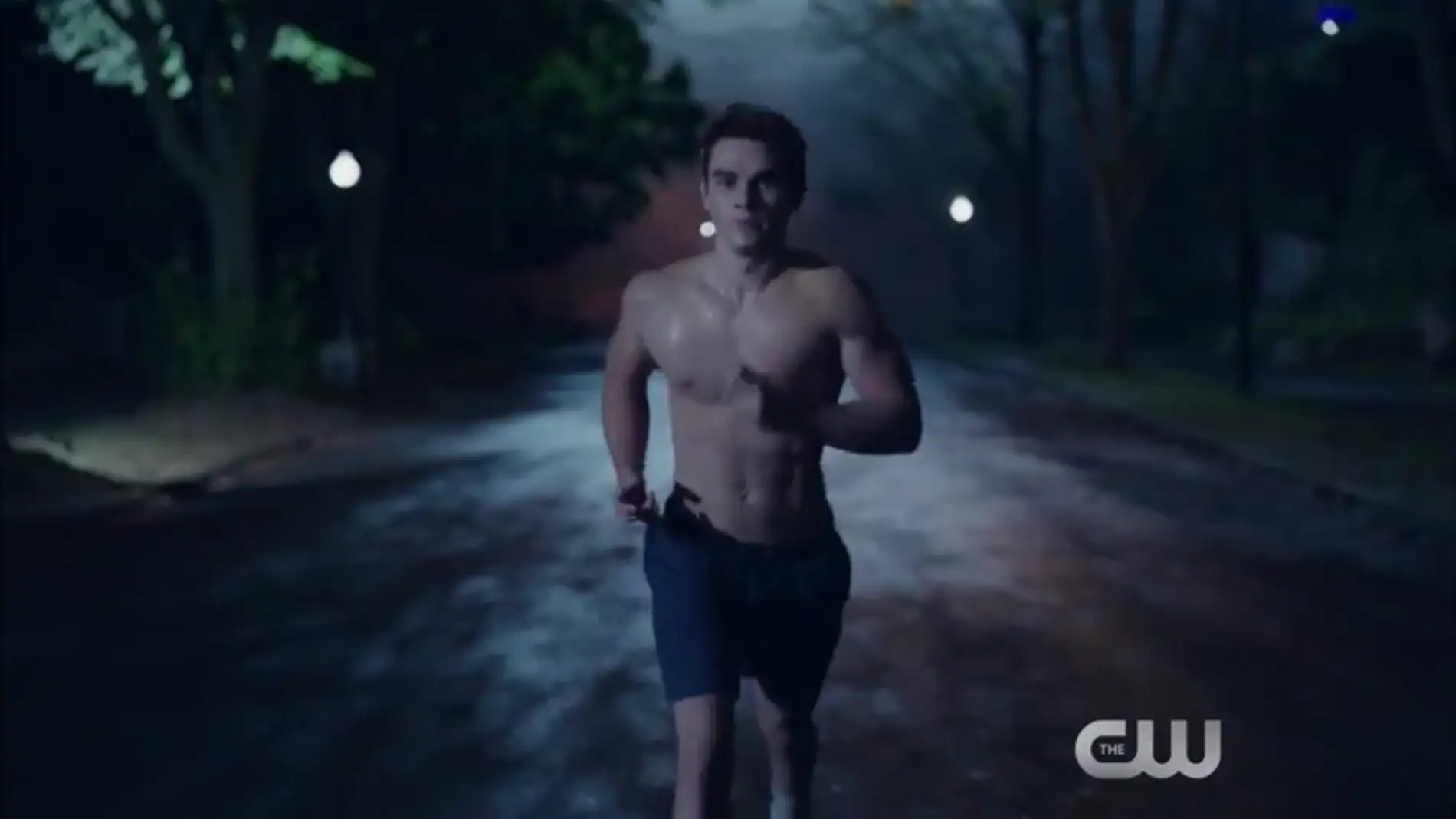 Frame 9.266139 de: The CW presenta la serie 'Riverdale'