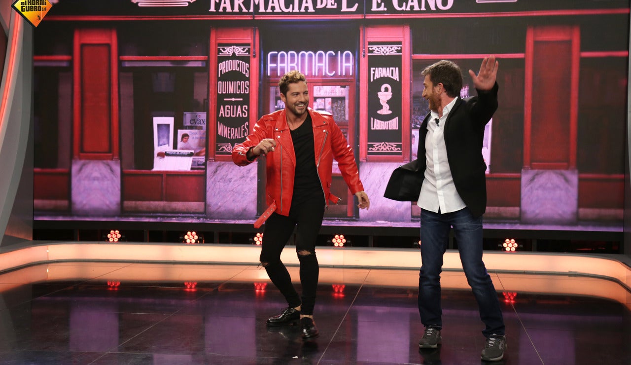  El baile viral de Bisbal con la sinton&iacute;a de 'Farmacia de guardia'