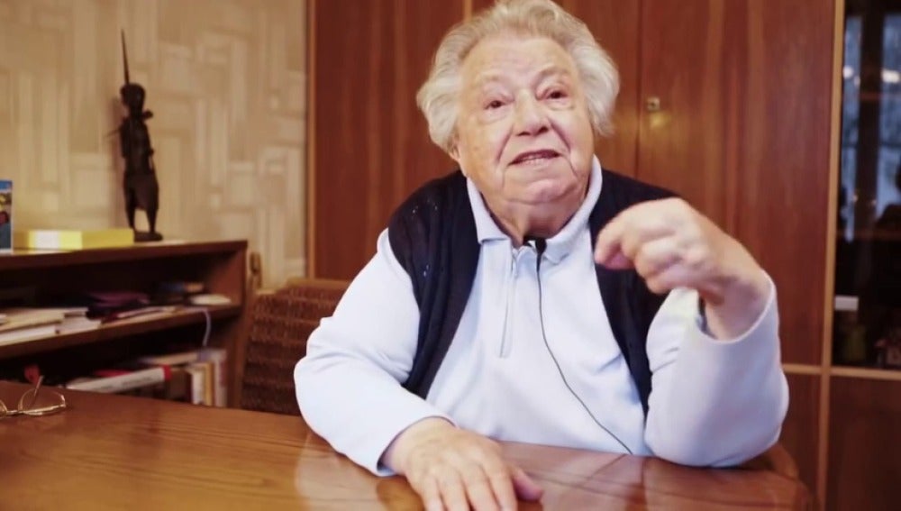 Frame 0.558315 de: Una superviviente del Holocausto pide no votar al candidato ultra austríaco