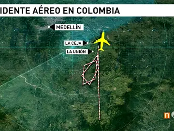 Frame 84.057959 de: El avión siniestrado del Chapecoense se habría quedado sin combustible al no tener prioridad en pista Frame 84.057959 de: El avión siniestrado del Chapecoense se habría quedado sin combustible al no tener prioridad en pista