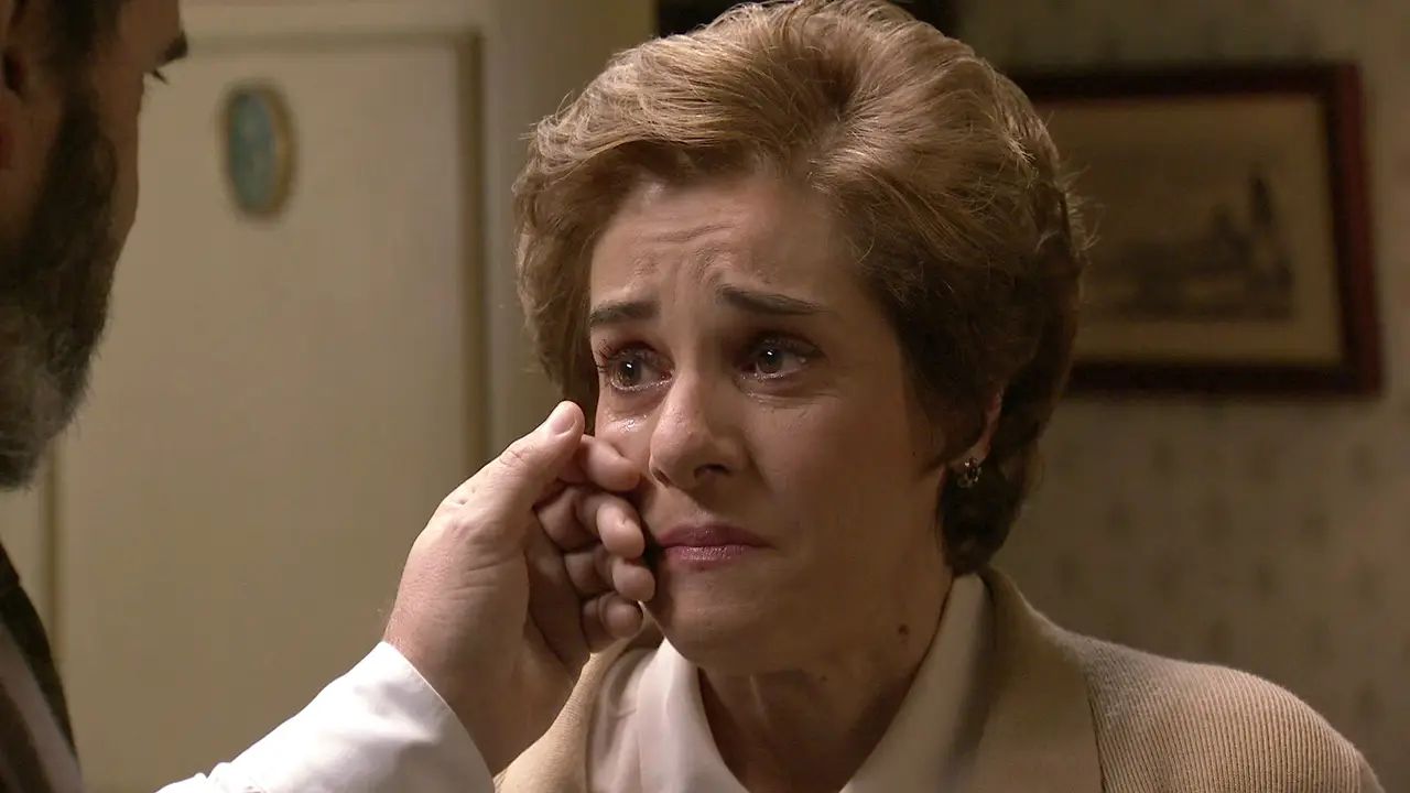 Camilo se despide de Benigna, ¿para siempre?