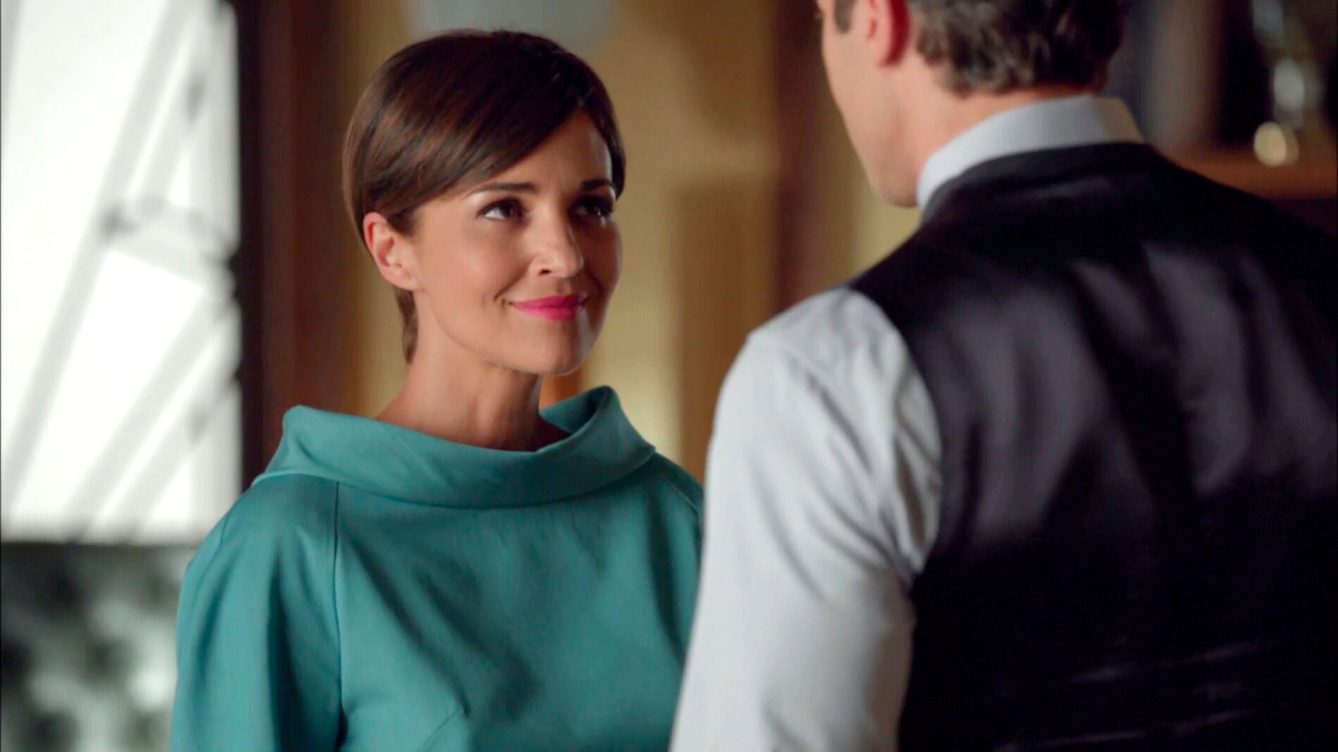 Ana se rebela ante Marco: "Me voy de Velvet"