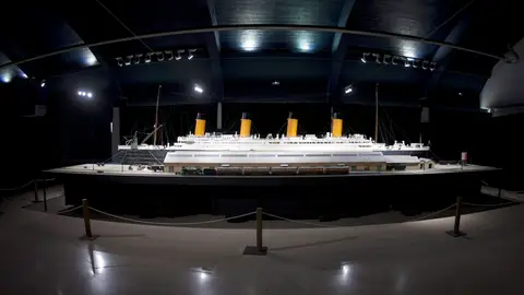 Maqueta del Titanic, la más grande realizada hasta ahora, de 12 metros de largo, en una exposición Maqueta del Titanic, la más grande realizada hasta ahora, de 12 metros de largo, en una exposición