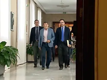 Frame 28.324448 de: Los socialistas mantienen la incógnita sobre su congreso Frame 28.324448 de: Los socialistas mantienen la incógnita sobre su congreso