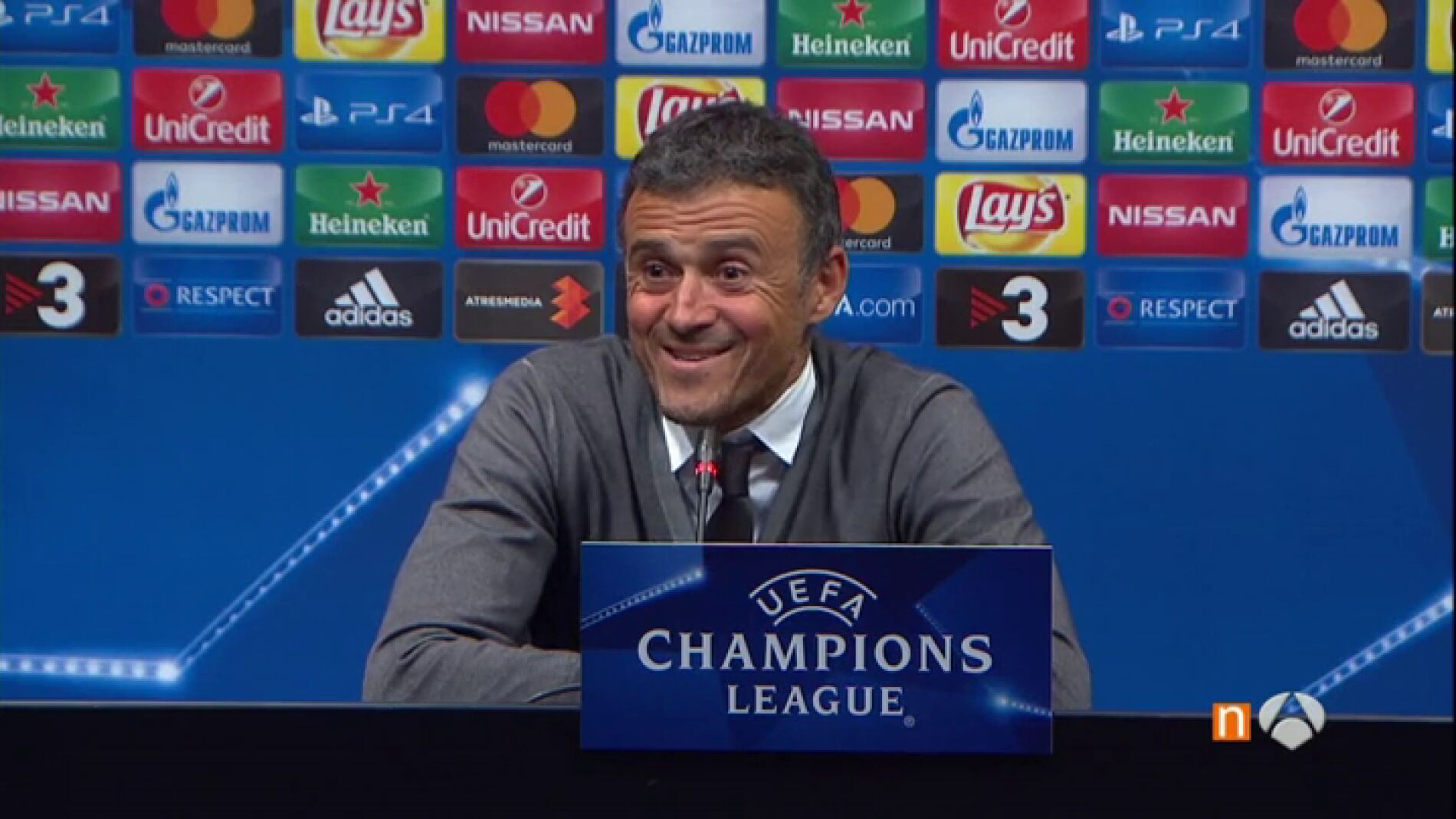 Frame 24.658774 de: &iquest;Insin&uacute;a Luis Enrique 'bolas calientes'? "En el sorteo esperamos al mejor segundo"