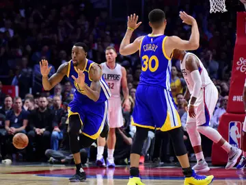 Curry e Iguodala celebran una canasta ante los Clippers Curry e Iguodala celebran una canasta ante los Clippers