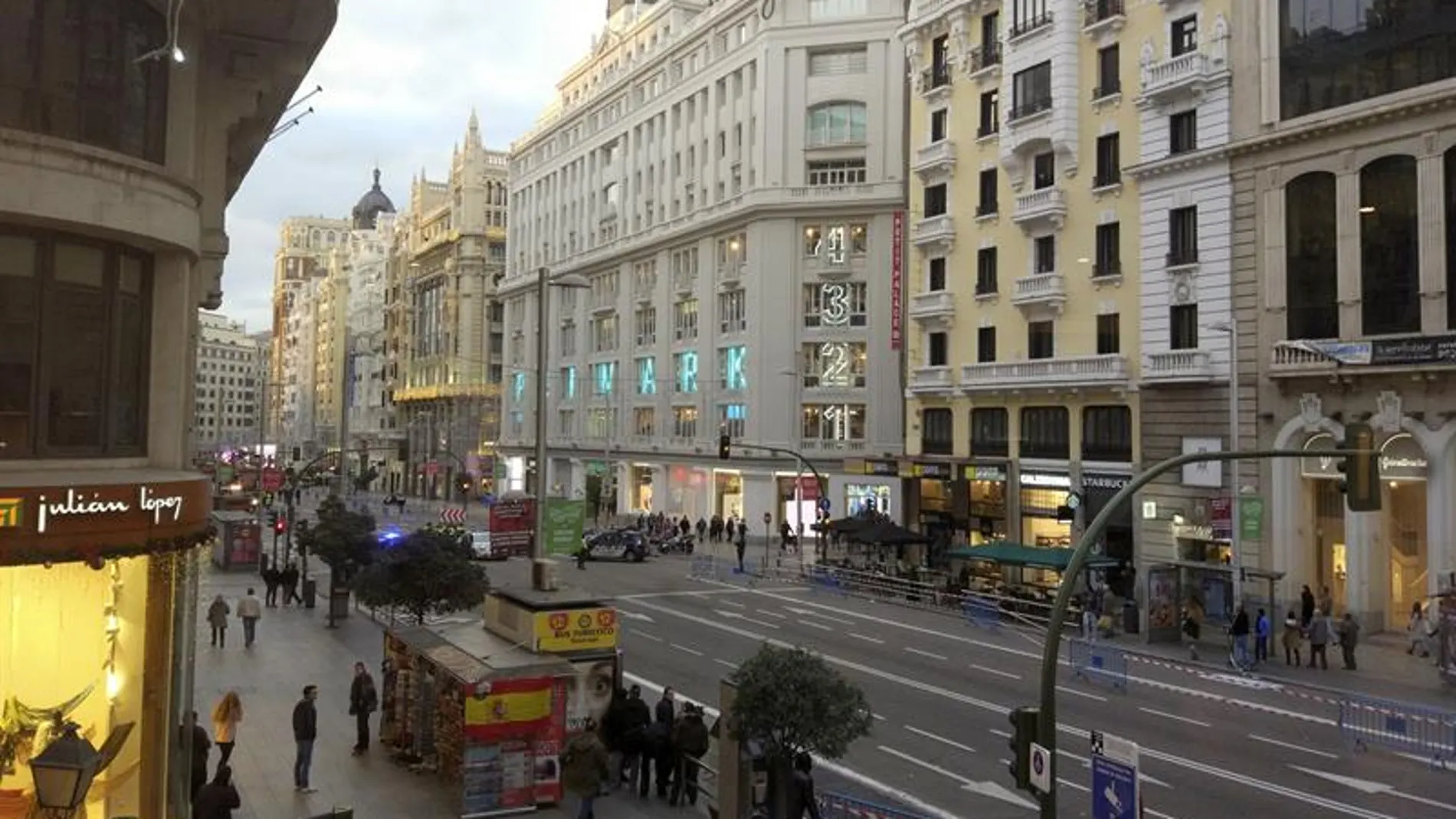 Calle Gran Vía de Madrid Calle Gran Vía de Madrid