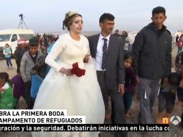 Primera boda en un campamento de refugiados