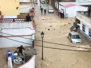Frame 6.915251 de: Primer paso para compensar daños del temporal en Andalucía y C.Valenciana Frame 6.915251 de: Primer paso para compensar daños del temporal en Andalucía y C.Valenciana