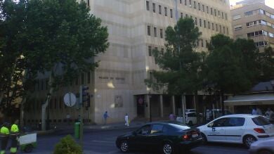 Condenan a un hombre en Albacete a doce años de prisión por abusos sexuales a su hija de once años 