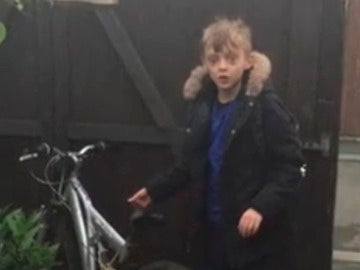 Sorpresa de un niño cuando le devolvieron su bici