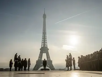 Ceremonia de homenaje a las víctimas de la Segunda Guerra Mundial en París Ceremonia de homenaje a las víctimas de la Segunda Guerra Mundial en París