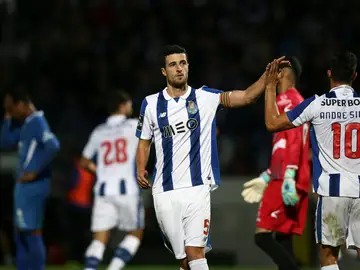 Iván Marcano celebrando con André Silva Iván Marcano celebrando con André Silva