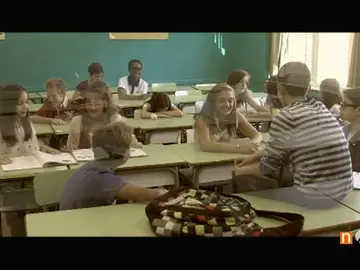 Alumnos en una clase de instituto Alumnos en una clase de instituto