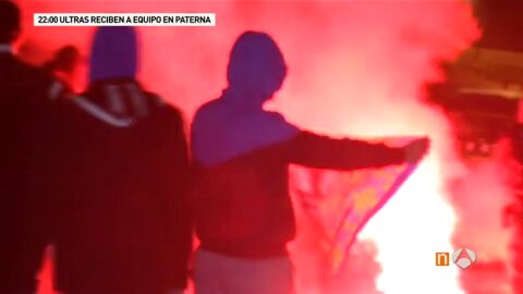 Frame 13.175353 de: El Valencia denunciar&aacute; los actos del grupo Ultra Yomus en la ciudad deportiva de Paterna