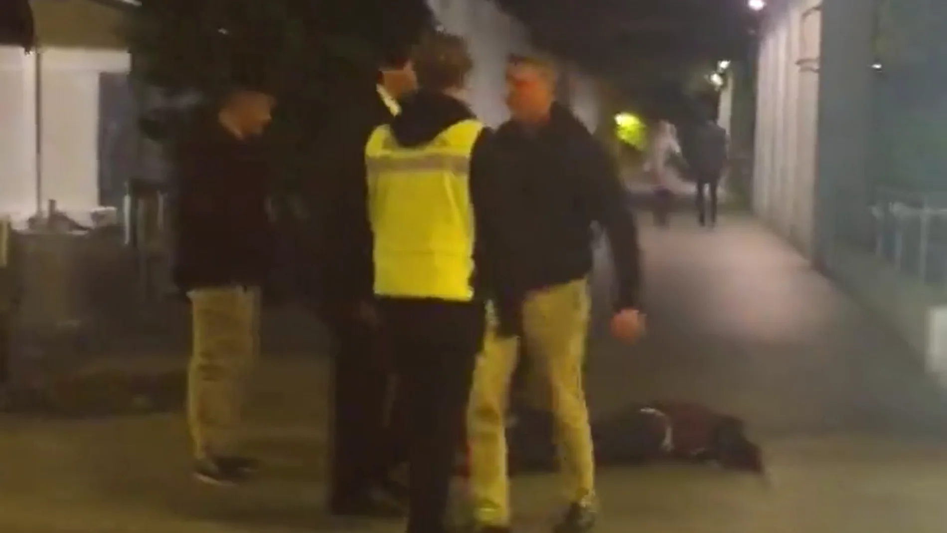Detienen a tres hombres como presuntos autores de un brutal golpe a un joven que se encuentra grave en Murcia Detienen a tres hombres como presuntos autores de un brutal golpe a un joven que se encuentra grave en Murcia