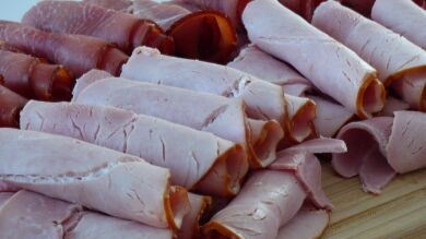 Sanidad alerta de la presencia de trazas de soja no declaradas en varios lotes de jamones cocidos