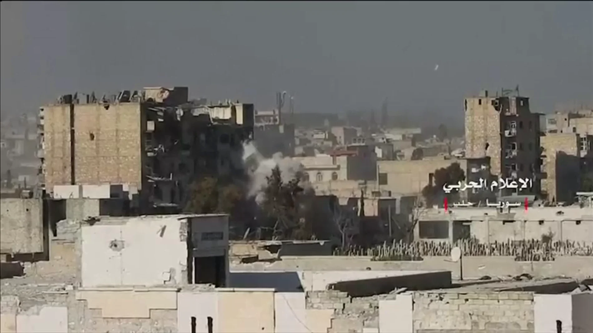 Frame 8.251201 de: El ejército sirio y sus aliados controlan el 90% de la mitad oriental de Alepo tras tomar los barrios de Al Sheij Said y Al Salhín Frame 8.251201 de: El ejército sirio y sus aliados controlan el 90% de la mitad oriental de Alepo tras tomar los barrios de Al Sheij Said y Al Salhín