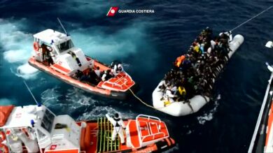 Recuperan seis cadáveres y rescatan a 1.164 personas en el mar