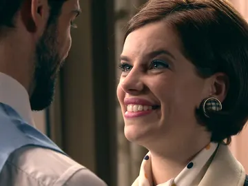 Marta, atónita ante las fabulosas noticias de Alonso Marta, atónita ante las fabulosas noticias de Alonso