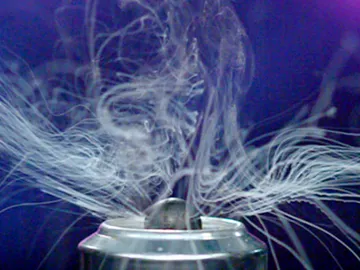 Una lluvia de meteoritos enanos cae sobre 'El Hormiguero' Una lluvia de meteoritos enanos cae sobre 'El Hormiguero'