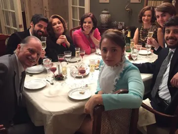 La familia Novoa realiza un brindis navideño por adelantado La familia Novoa realiza un brindis navideño por adelantado