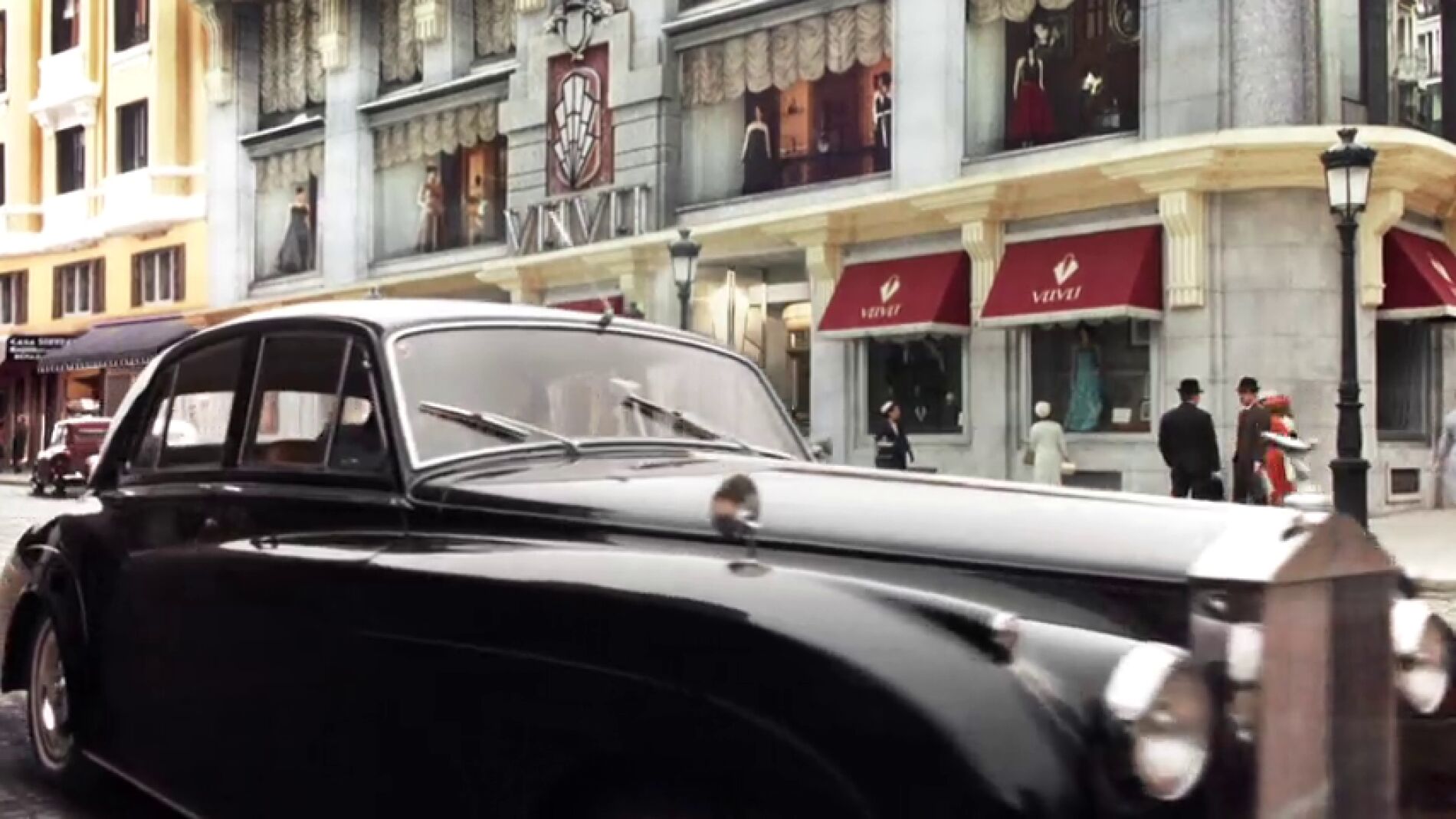 Frame 2.425642 de: Anna Sim&oacute;n, Miki Nadal, M&oacute;nica Carrillo, Frank Blanco y Roberto Brasero se despiden con un "Hasta siempre 'Velvet'"