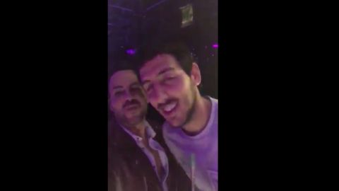 Dani Parejo, pillado ebrio y fumando en una discoteca
