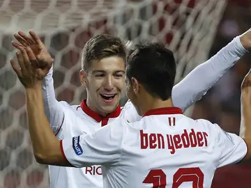 Vietto celebra uno de sus goles contra el Formentera contra Ben Yedder Vietto celebra uno de sus goles contra el Formentera contra Ben Yedder