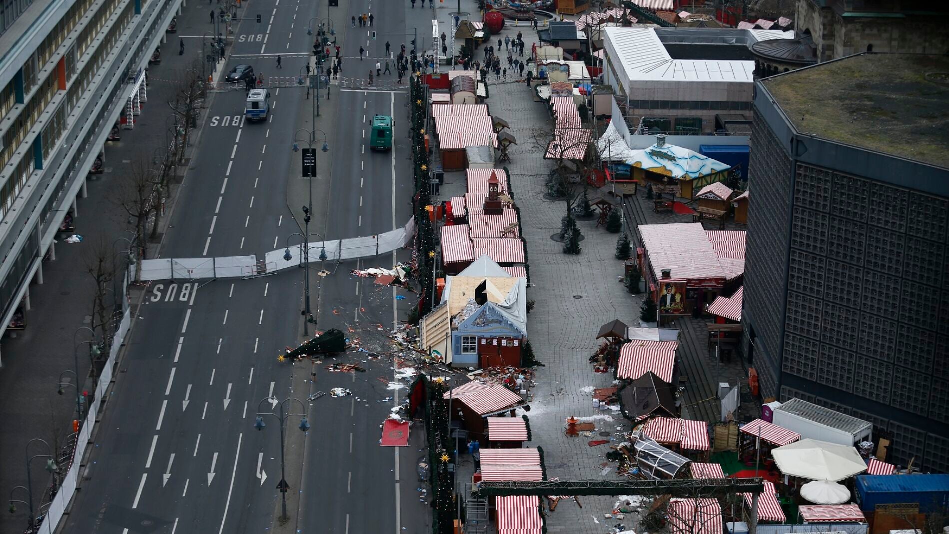 As&iacute; qued&oacute; el mercadillo de Berl&iacute;n tras el atentado