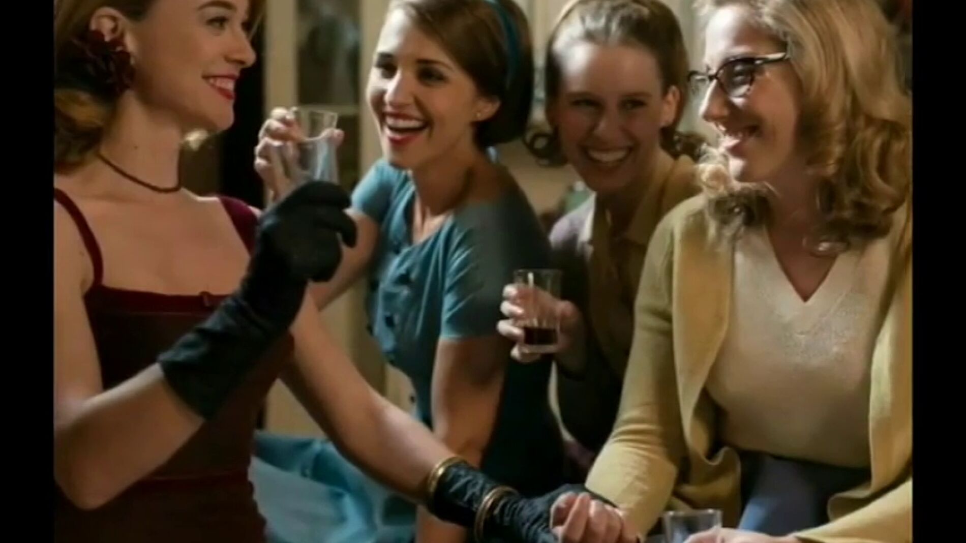 Frame 31.716277 de: Paula Echevarr&iacute;a: "Chicas Velvet, os adoro"