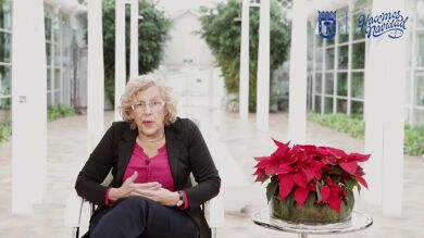 Críticas a Carmena por celebrar el solsticio pero evitar las referencias religiosas en el programa navideño de Madrid