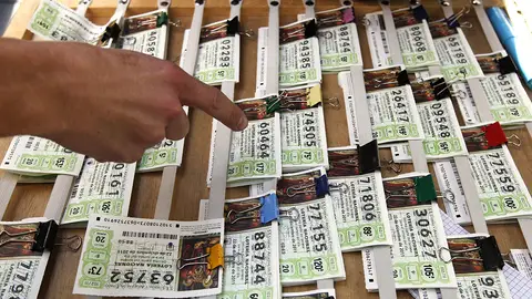 Las ventas de la Lotería de Navidad 2020 alcanzan los 2.582 millones y bajan un 11% Las ventas de la Lotería de Navidad 2020 alcanzan los 2.582 millones y bajan un 11%