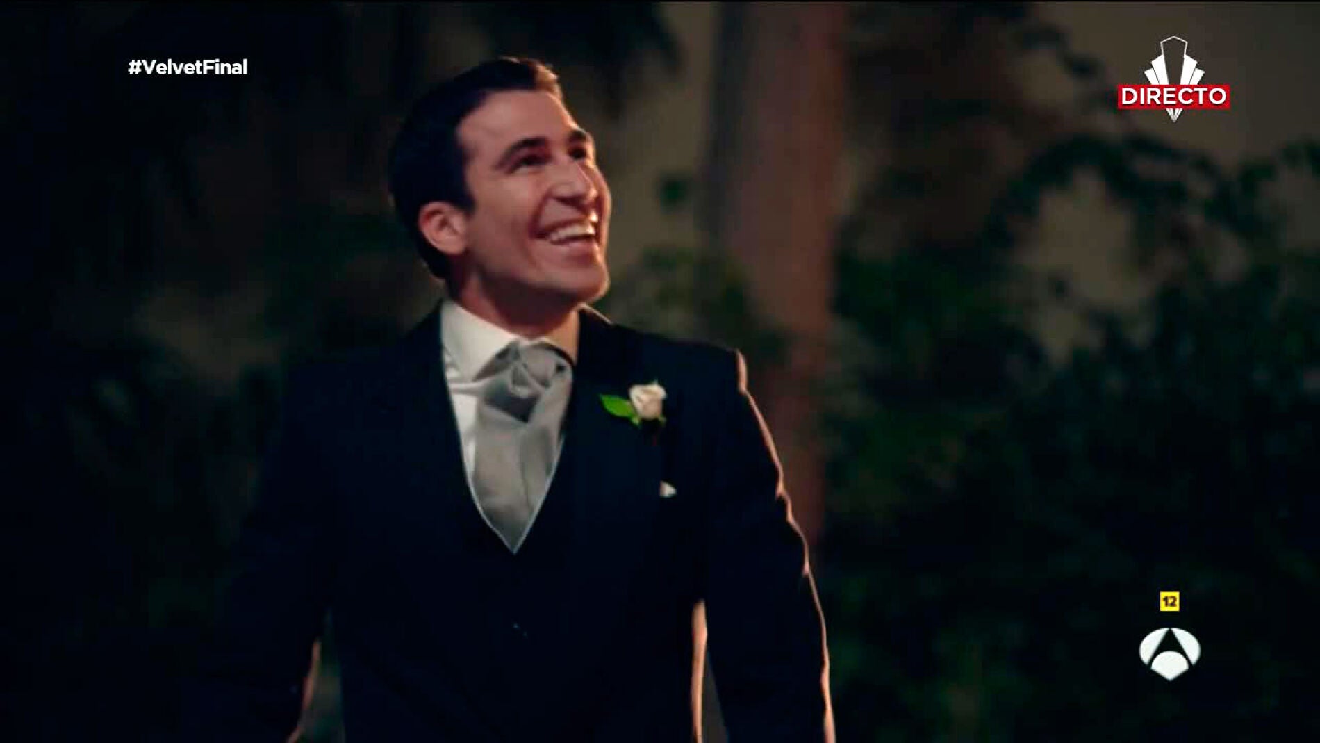 Alberto grita al mundo entero: "Ana Rivera te quiero"