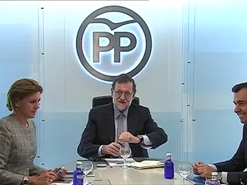 Frame 73.878101 de: Rajoy, sobre la opción de gobernar 12 años: "Vamos a ver si somos capaces de construir entre todos y luego Dios dirá" Frame 73.878101 de: Rajoy, sobre la opción de gobernar 12 años: "Vamos a ver si somos capaces de construir entre todos y luego Dios dirá"