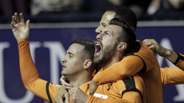 Los jugadores del Eibar celebran un gol a domicilio