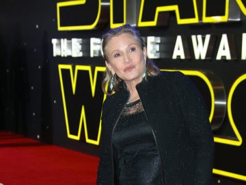 Carrie Fisher en el estreno de 'Star Wars: El Despertar de la Fuerza'