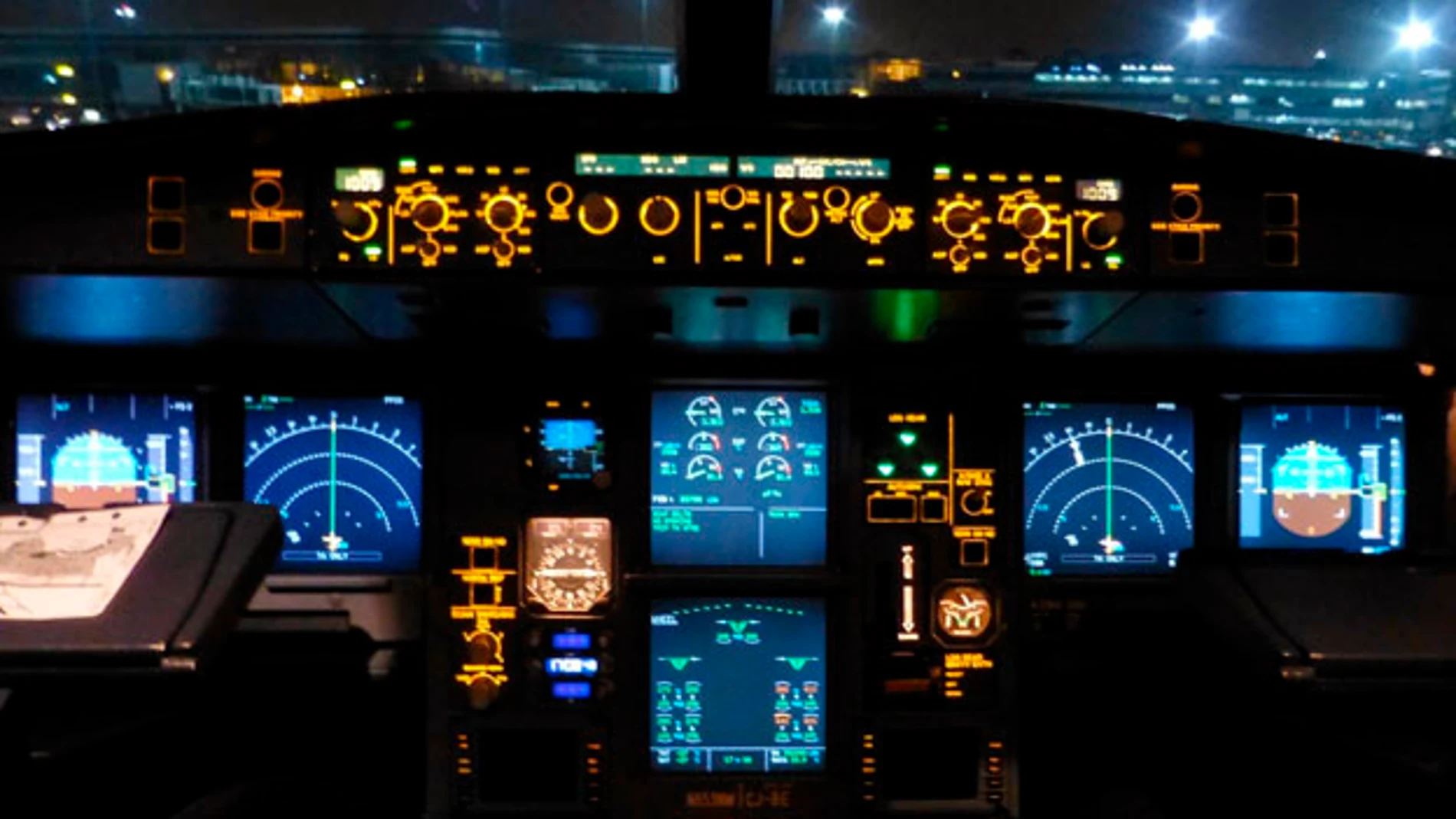 Cabina de un avión Cabina de un avión