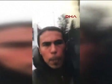 Frame 14.024888 de: Se difunde un video "selfie" grabado por el supuesto terrorista responsable del atentado en Estambul