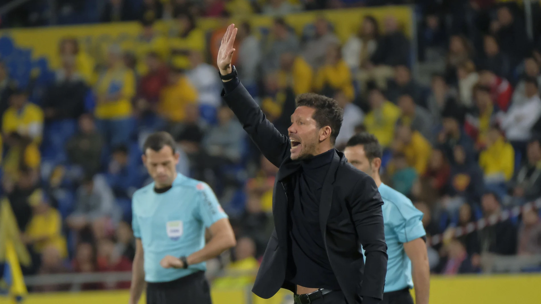 Simeone durante el partido frente a Las Palmas Simeone durante el partido frente a Las Palmas