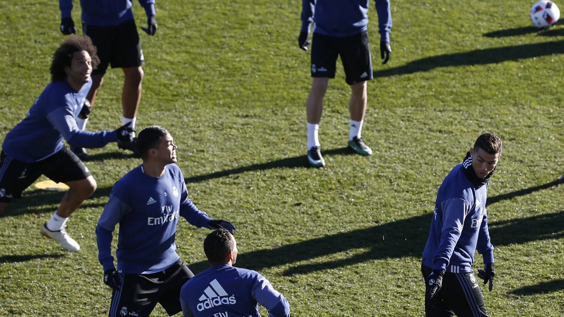Pepe, durante un entrenamiento con el Real Madrid Pepe, durante un entrenamiento con el Real Madrid
